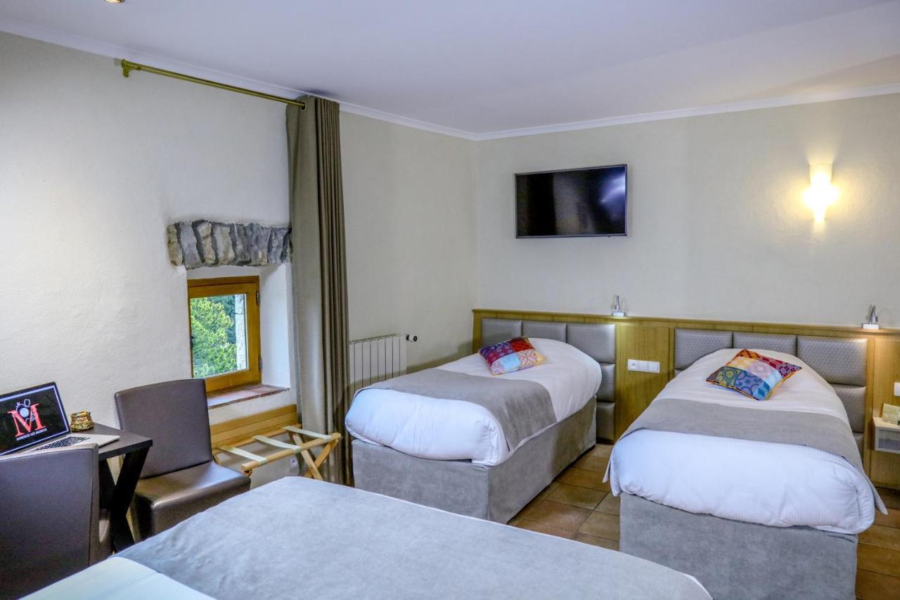 Logis Les Murets Restaurant Hotel 3*