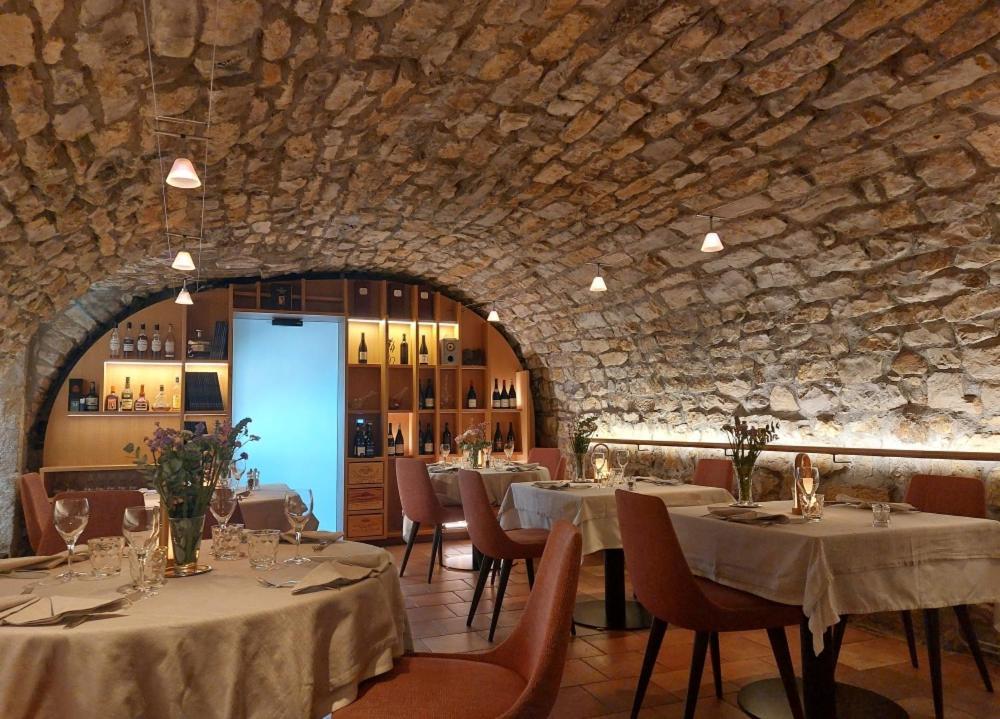 Hotel Logis Les Murets Restaurant 3*